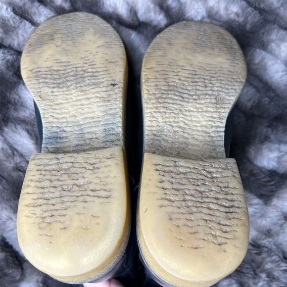 Everlane Womens Size 9.5 Leather Chelsea Boots Black Made in Italy Minimalist - Picture 8 of 8